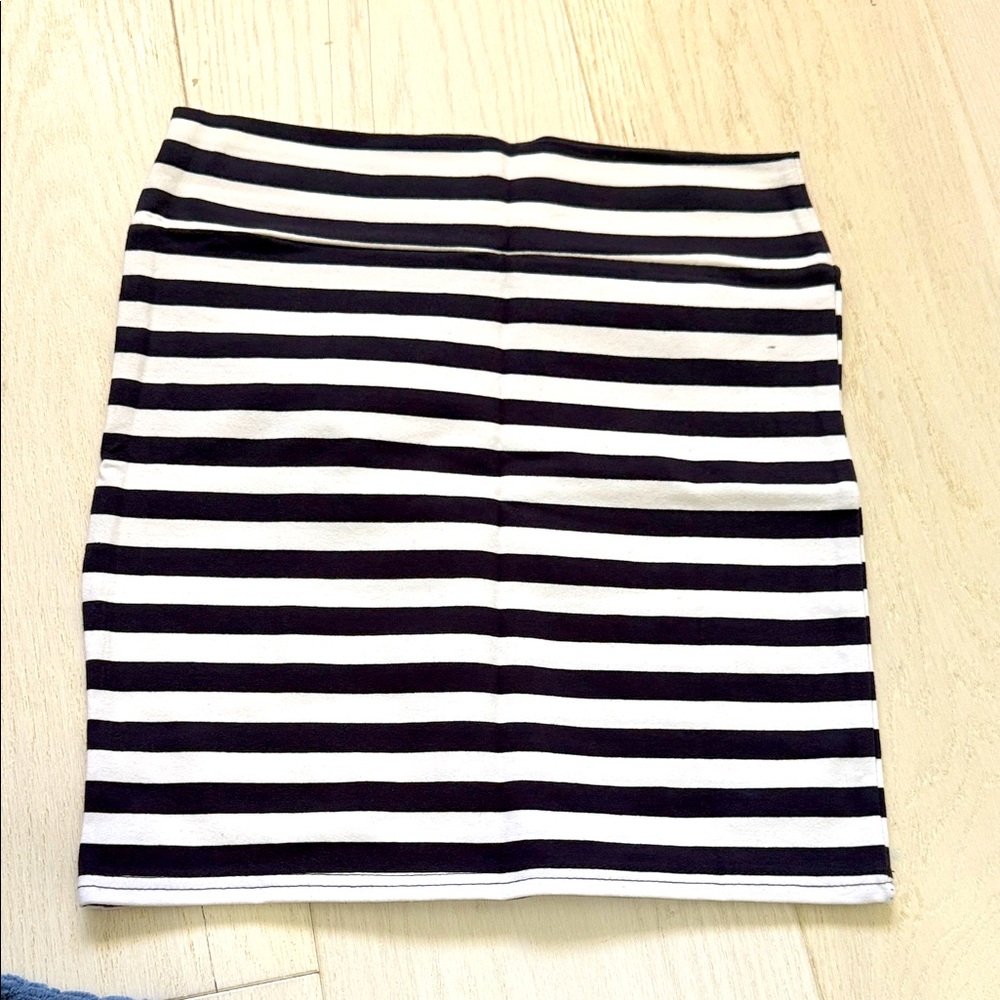 Cotton On Black and White Mini Pencil Skirt Resort Wear